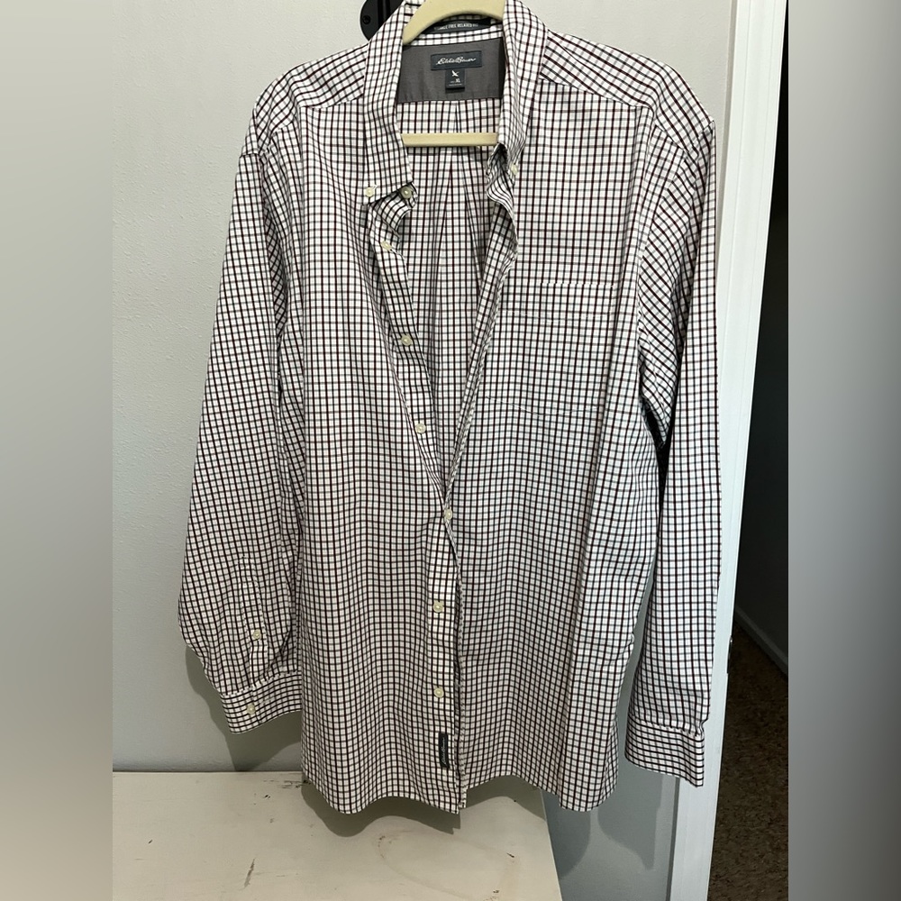Men’s Eddie Bauer Wrinkle Free Relaxed Fit Dress Shirt